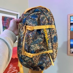 Patagonia Atom Sling